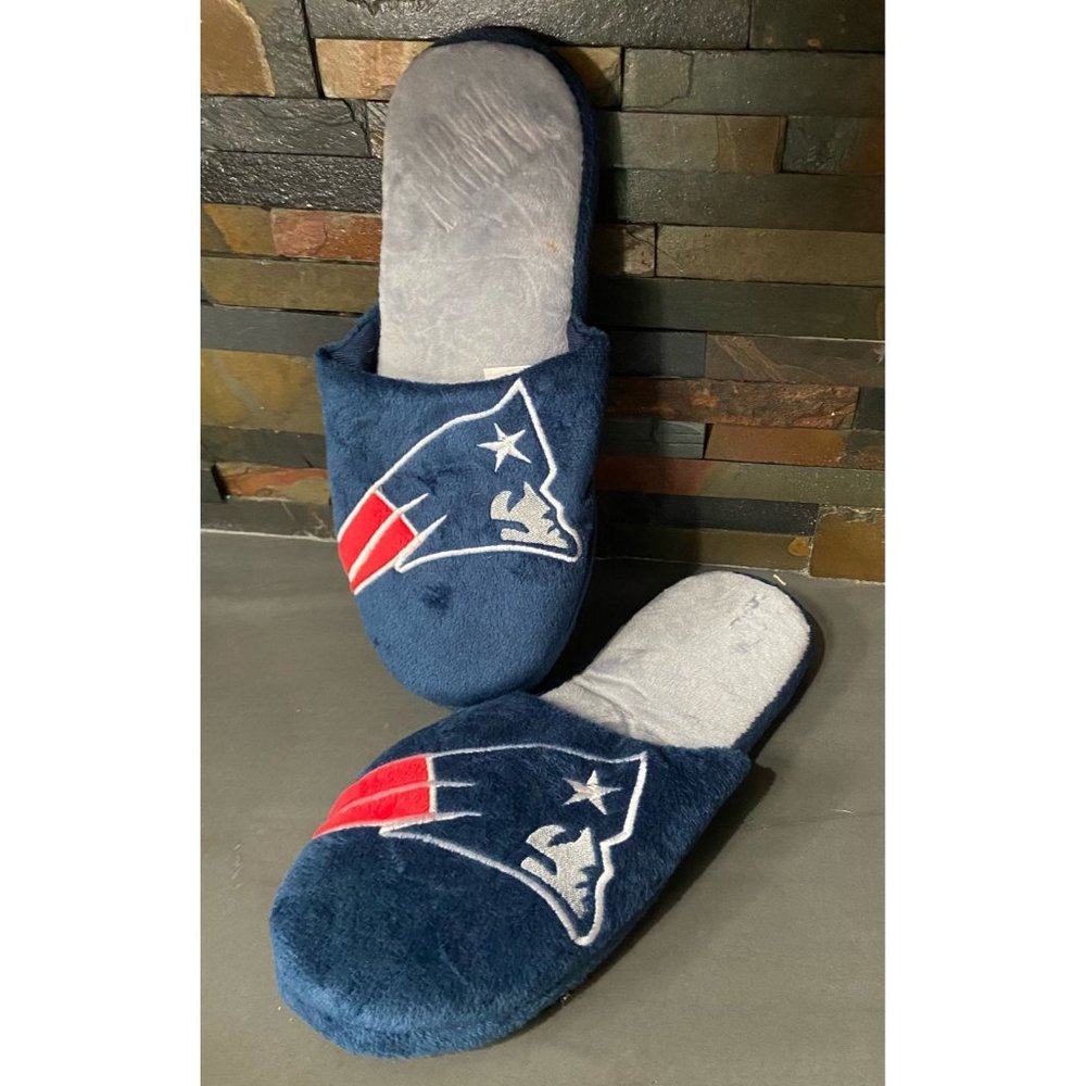 Football NFL New England Patriots Team  Slip On Slippers Unisex Men's 13/14
